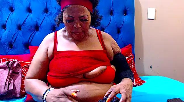 Check-out our online cams range and interact on a personal level with our sweet girls streamers, showing off their voluptuous shapes and toys.