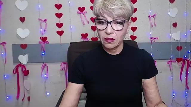 EllaBonito from StripChat is Freechat