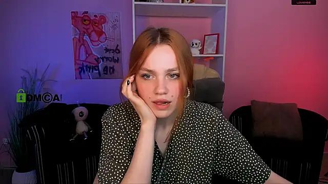 Check-out our online cams range and interact on a personal level with our sweet girls streamers, showing off their voluptuous shapes and toys.