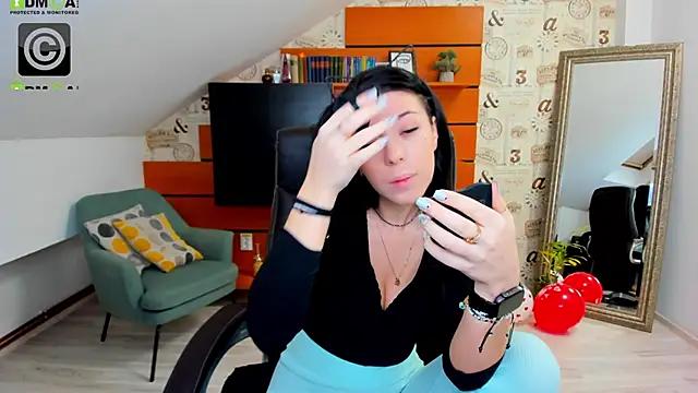 Check-out our online cams range and interact on a personal level with our sweet girls streamers, showing off their voluptuous shapes and toys.