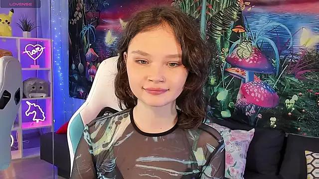 EmilyChaves from StripChat is Freechat