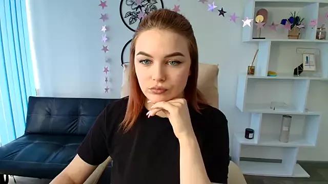 Check-out our online cams range and interact on a personal level with our sweet girls streamers, showing off their voluptuous shapes and toys.