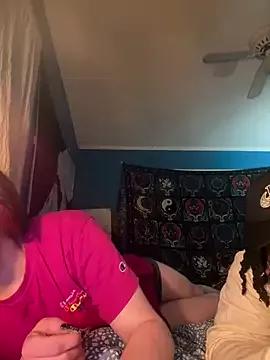 emilysue1 from StripChat is Freechat