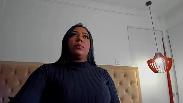 Photos of emma_purple_ from StripChat is Freechat