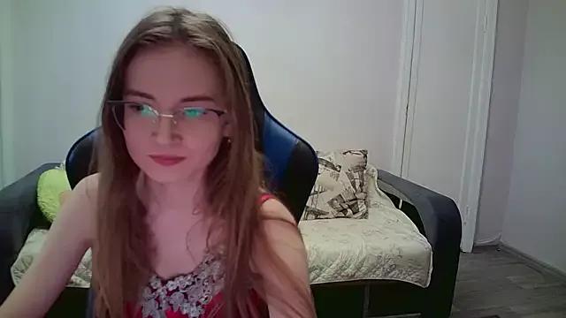 EmmaScala from StripChat is Freechat