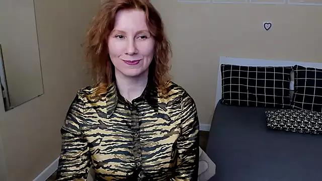 FoxySophia from StripChat is Freechat