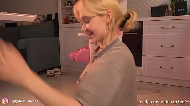 Golden_Aline from StripChat is Freechat