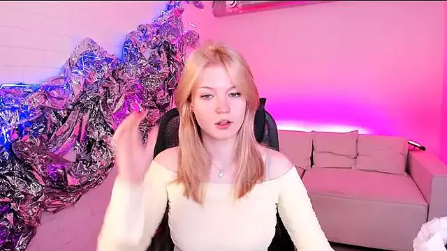 GraceGlamour from StripChat is Freechat