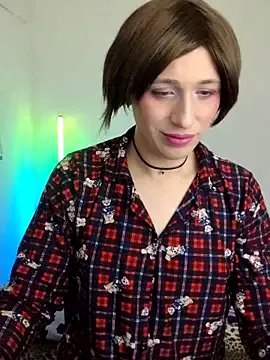 HoneyValentine — Public Cumshow!