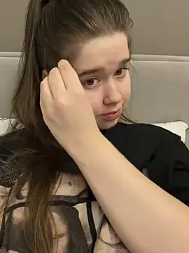 HornyGirlH — FULL NAKED