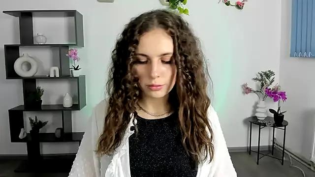 IleneLight from StripChat is Freechat