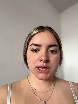 imlindapink — Sexy fingering pussy wet 