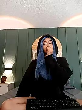 Check-out our online cams range and interact on a personal level with our sweet girls streamers, showing off their voluptuous shapes and toys.