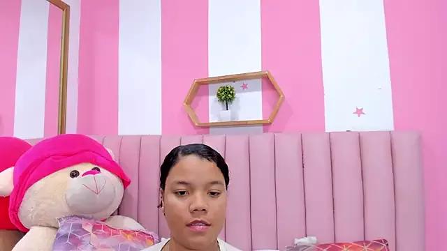 ISABELLA_020 from StripChat is Freechat
