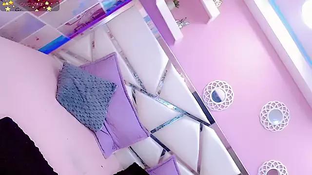 Ivy_Jane from StripChat is Freechat