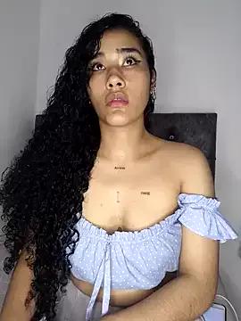 jaderossxx from StripChat is Freechat
