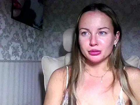 jennifer838 — Freechat on StripChat