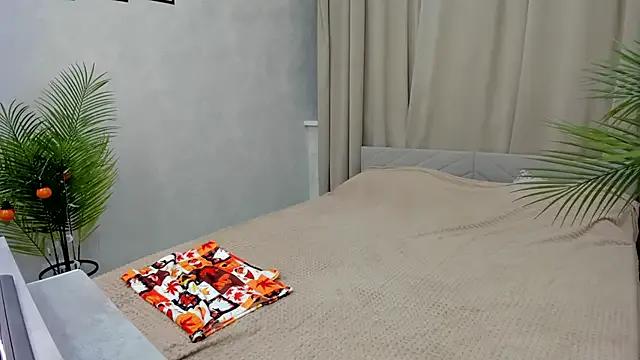 Lesley_Wins — wet thighs