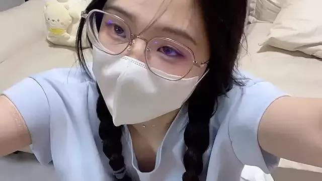 Photos of LHeart from StripChat is Group