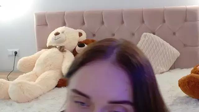 Lilliana_Moon from StripChat is Freechat