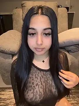 LilMisIndianx — Butt plug+nipple clamps +pussy