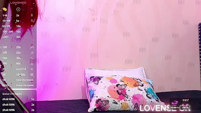 Check-out our online cams range and interact on a personal level with our sweet girls streamers, showing off their voluptuous shapes and toys.