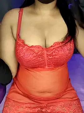 Check-out our online cams range and interact on a personal level with our sweet girls streamers, showing off their voluptuous shapes and toys.