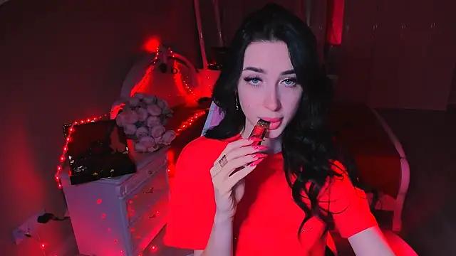 Check-out our online cams range and interact on a personal level with our sweet girls streamers, showing off their voluptuous shapes and toys.