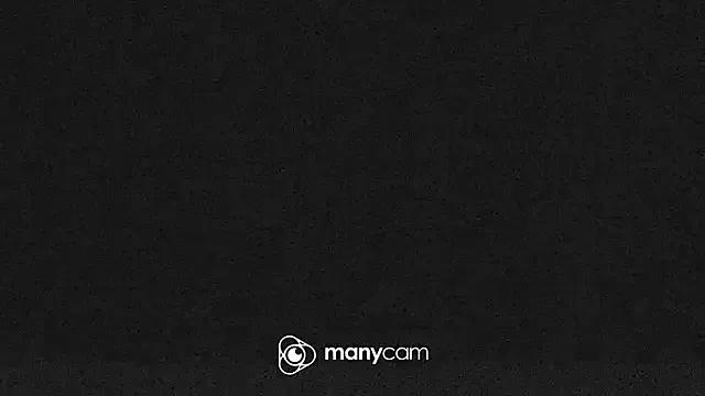 lunaxxxtreme from StripChat is Freechat