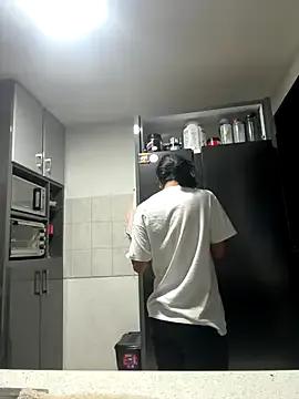 lynn9000 — Freechat on StripChat