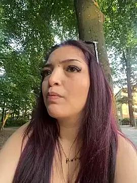 Photos of maj0lie from StripChat is Freechat