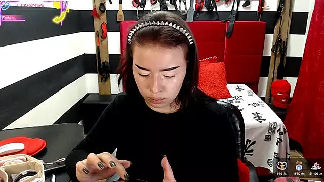 Marian_Ran from StripChat is Freechat
