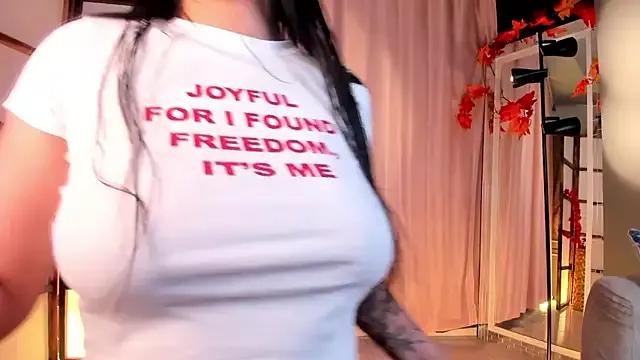 mary_anh from StripChat is Freechat