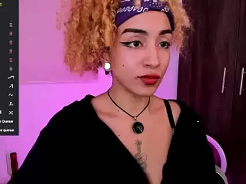 MaryJanelovers from StripChat is Freechat