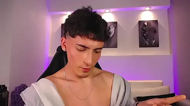 MateoMitchell — Hi mateo kiss for you 