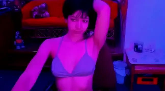 Check-out our online cams range and interact on a personal level with our sweet girls streamers, showing off their voluptuous shapes and toys.