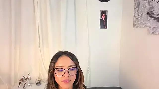 melisa_es from StripChat is Freechat