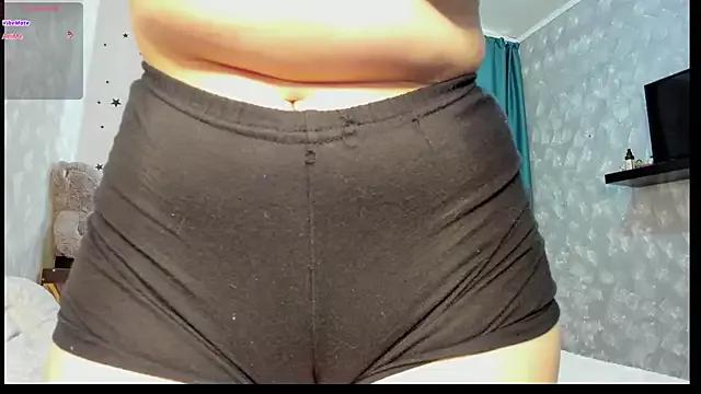 Mila_cum from StripChat is Freechat