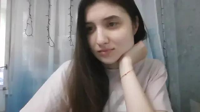 MilanesaGold28 from StripChat is Freechat