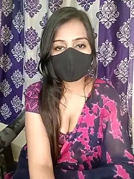 Check-out our online cams range and interact on a personal level with our sweet girls streamers, showing off their voluptuous shapes and toys.
