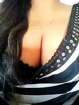 Miss_alka from StripChat is Freechat