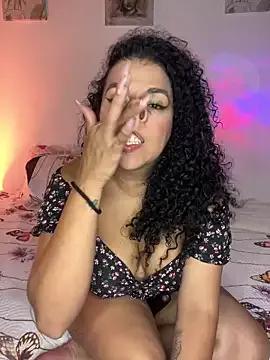 Check-out our online cams range and interact on a personal level with our sweet girls streamers, showing off their voluptuous shapes and toys.