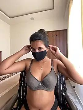 Check-out our online cams range and interact on a personal level with our sweet girls streamers, showing off their voluptuous shapes and toys.