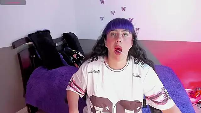 Check-out our online cams range and interact on a personal level with our sweet girls streamers, showing off their voluptuous shapes and toys.