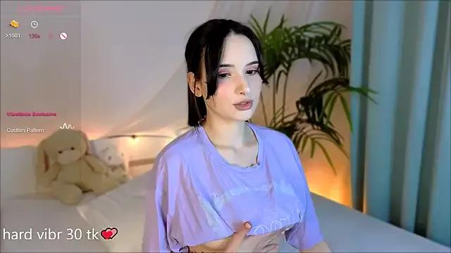 My_Bella from StripChat is Freechat
