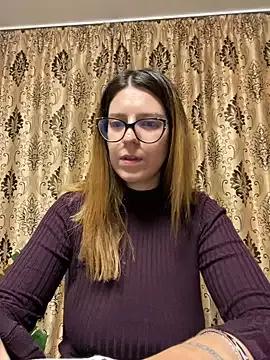 NadiraNoor from StripChat is Freechat