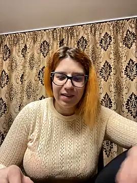 Check-out our online cams range and interact on a personal level with our sweet girls streamers, showing off their voluptuous shapes and toys.