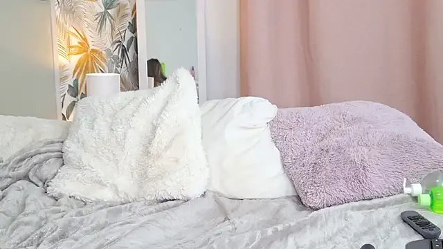 Natalia_Mooon — SLAP MY ASS IN DOGGY FOR MAKE IT RED