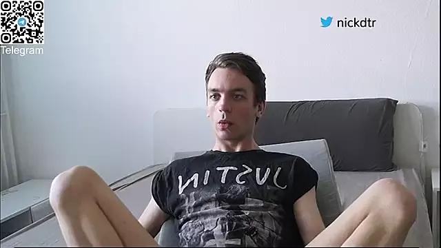 Photos of nickdtr from StripChat is Freechat