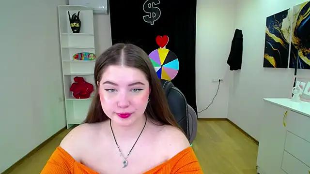 Check-out our online cams range and interact on a personal level with our sweet girls streamers, showing off their voluptuous shapes and toys.